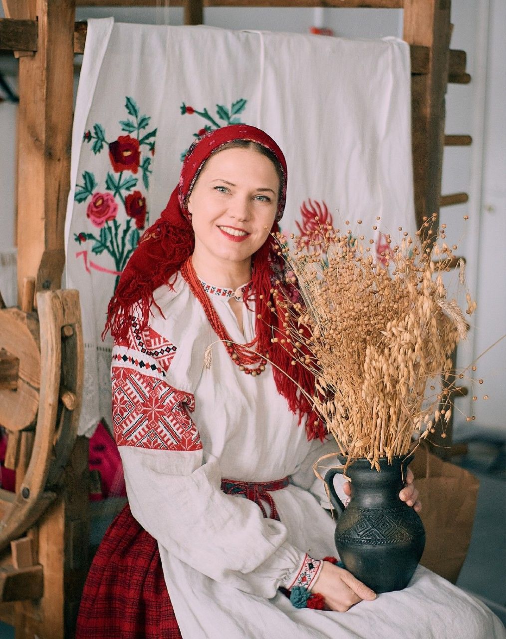 Women in Slavic costumes in Torreon