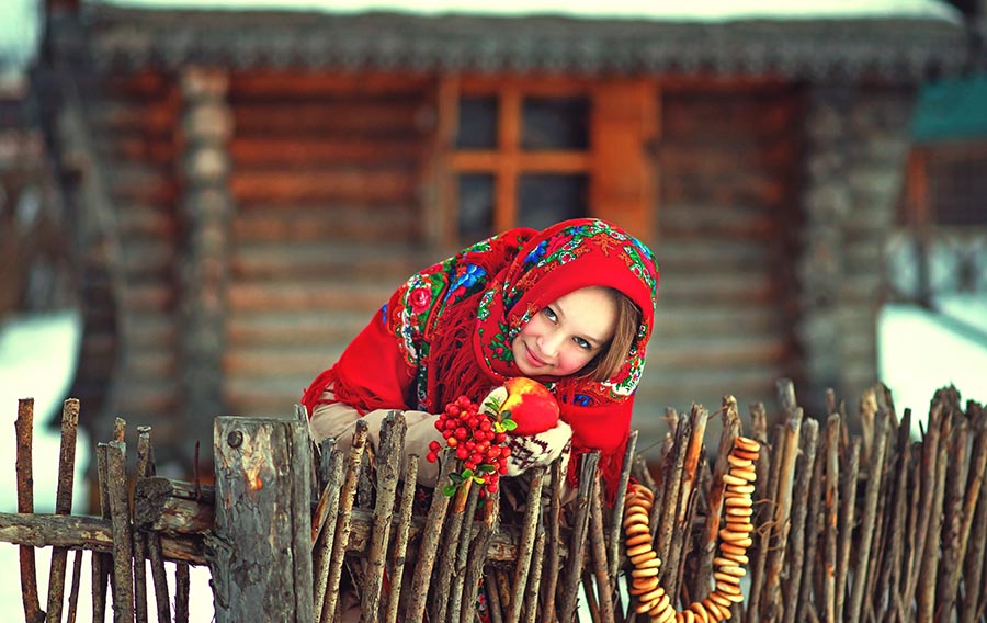 Sexy girl Women in Slavic costumes in Torreon